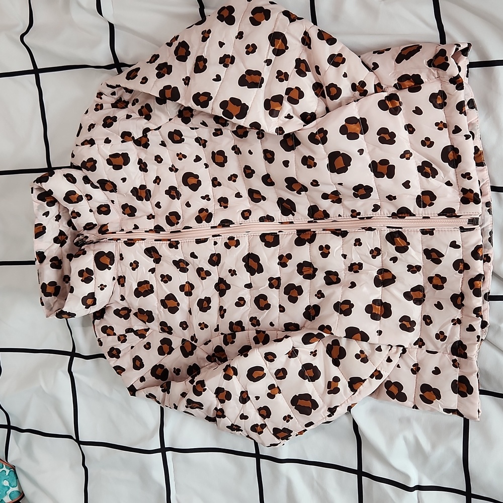 Size Small Girls Pink Cheetah Puffer